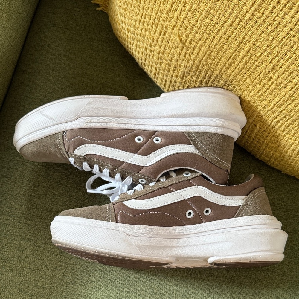 Vans Women's Taupe and White Platform Old Skool Sneakers - Picture 5 of 6